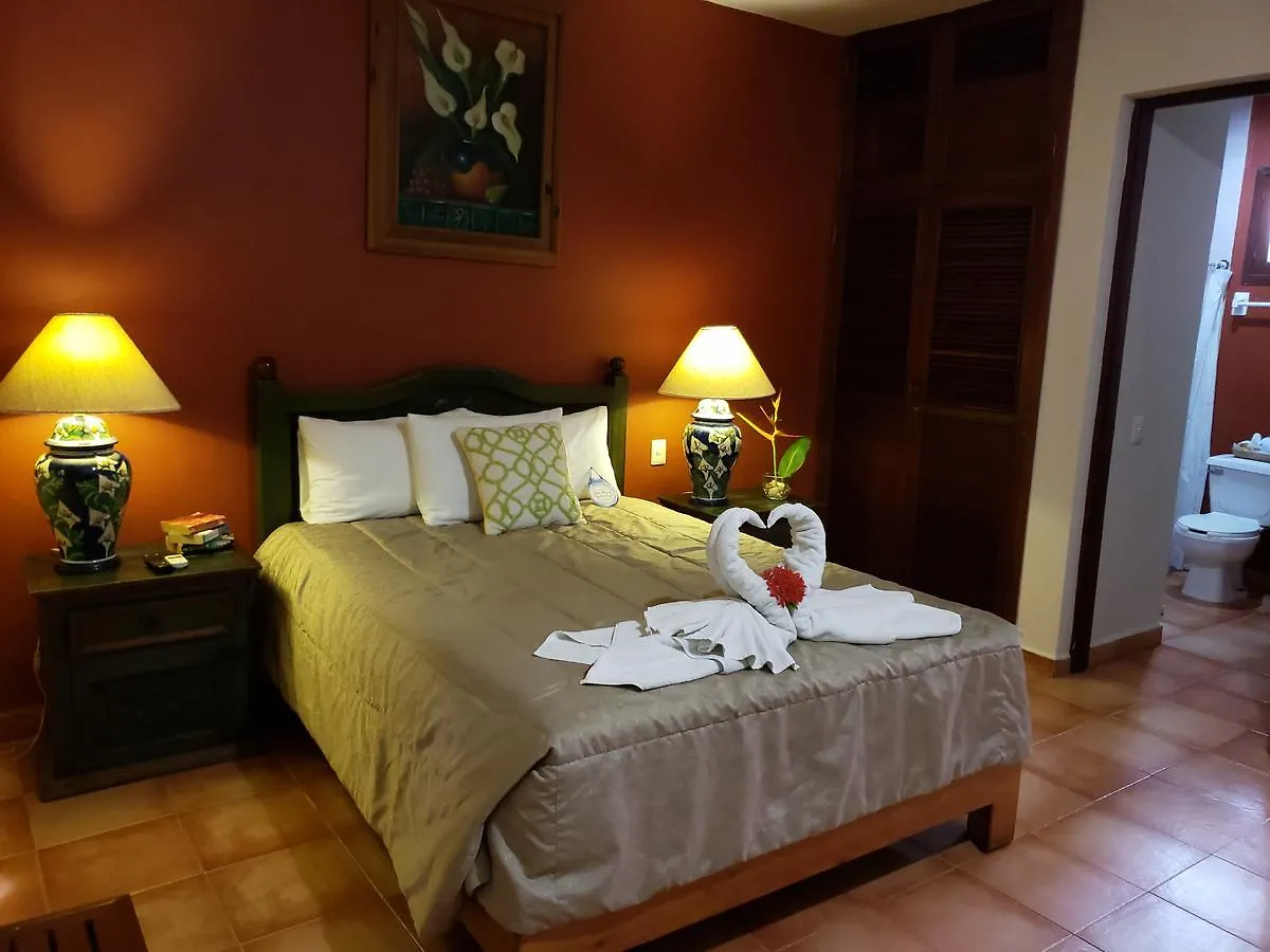 Hacienda San Miguel Hotel & Suites Cozumel